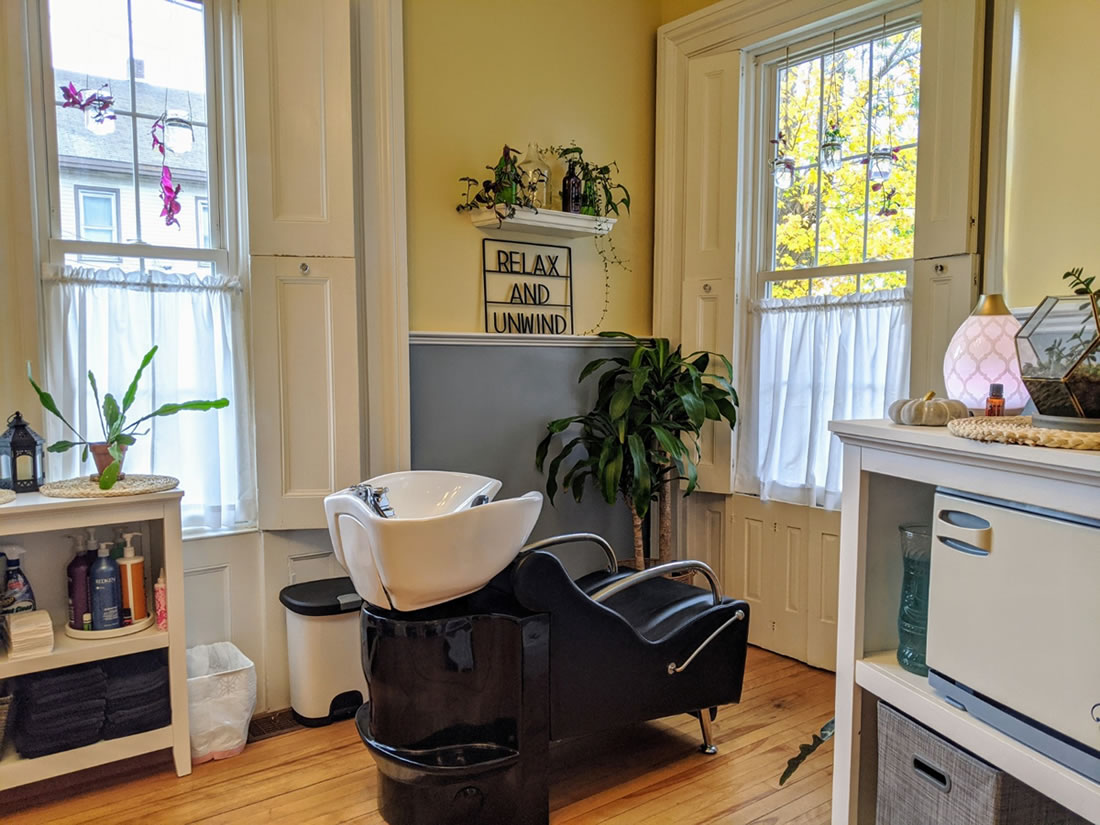 NEREUS Salon Shampoo Unit